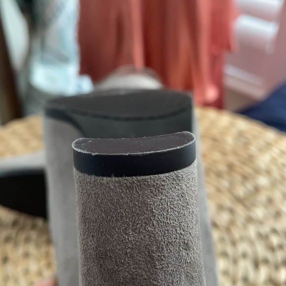 Like new Stuart Weitzman Mitten Gray suede bootie! - Picture 5 of 11